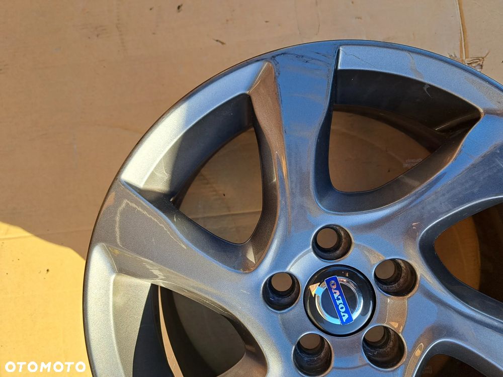 Felga aluminiowa Volvo V40 Cross Country 17 Cali 7.0Jx17H2 ET 50 Larenta 31381674 31399149 1x Alufelge Felge Wheel - 7