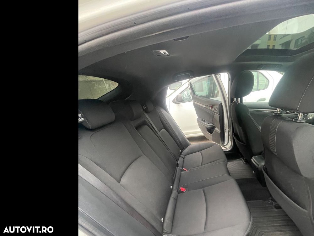 Honda Civic 1.5 VTEC Turbo Sport Plus - 11
