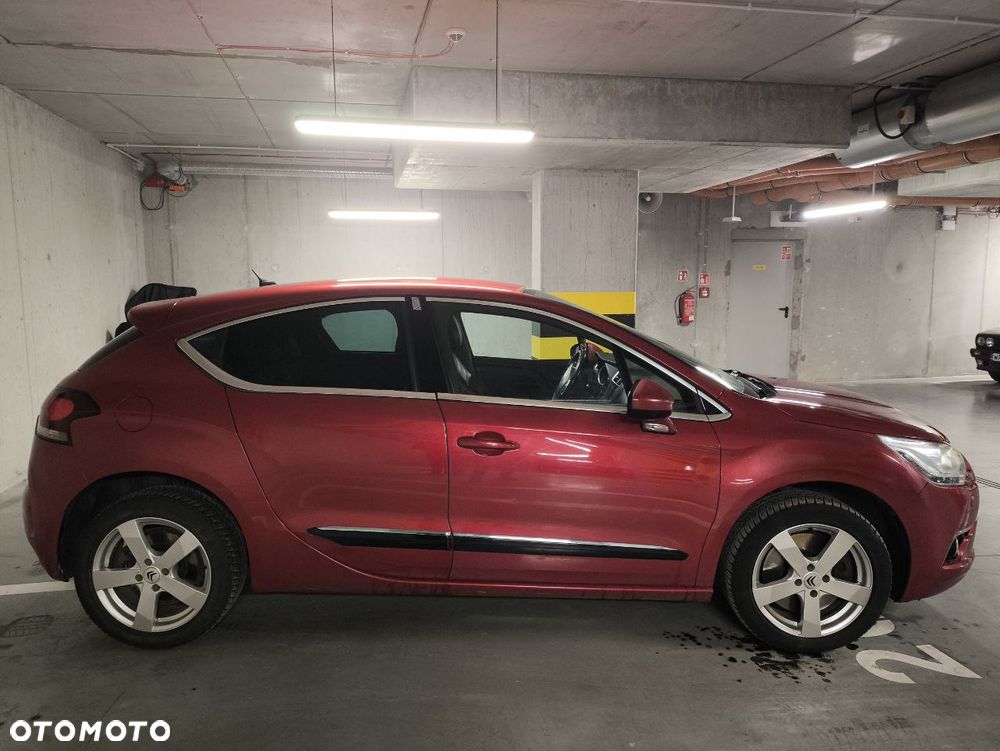 Citroën DS4 THP 200 SportChic - 4