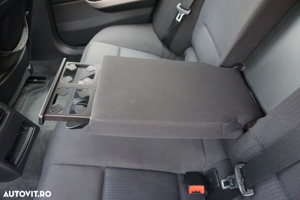 BMW Seria 3 316d - 18