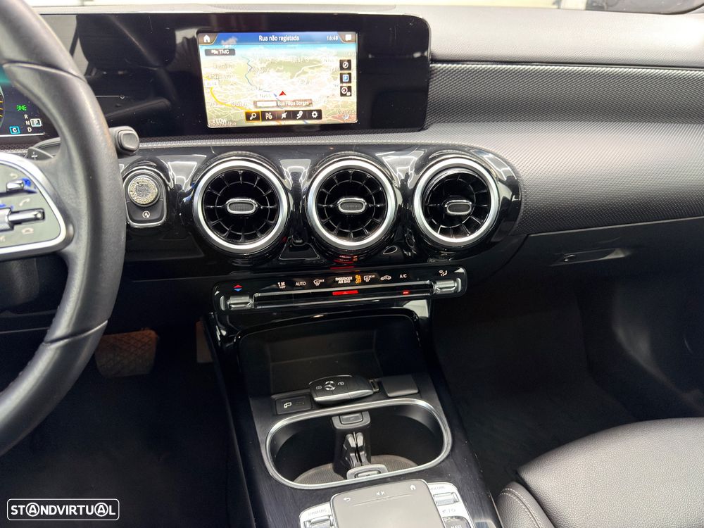 Mercedes-Benz A 180 d Progressive Aut. - 21