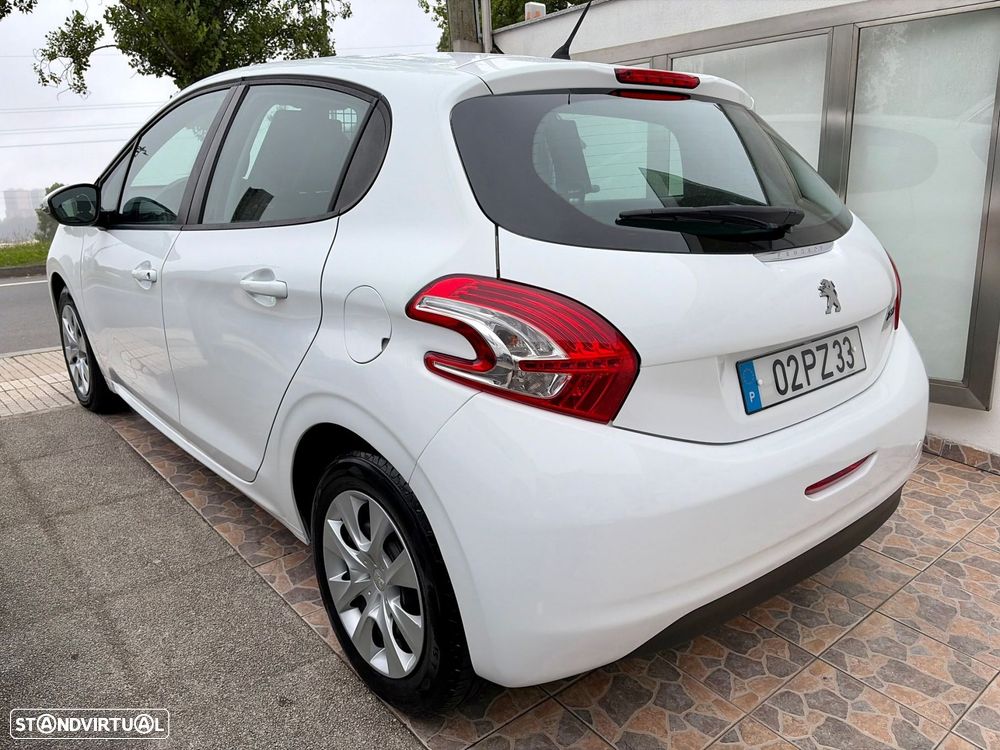 Peugeot 208 1.4 HDi Active - 2