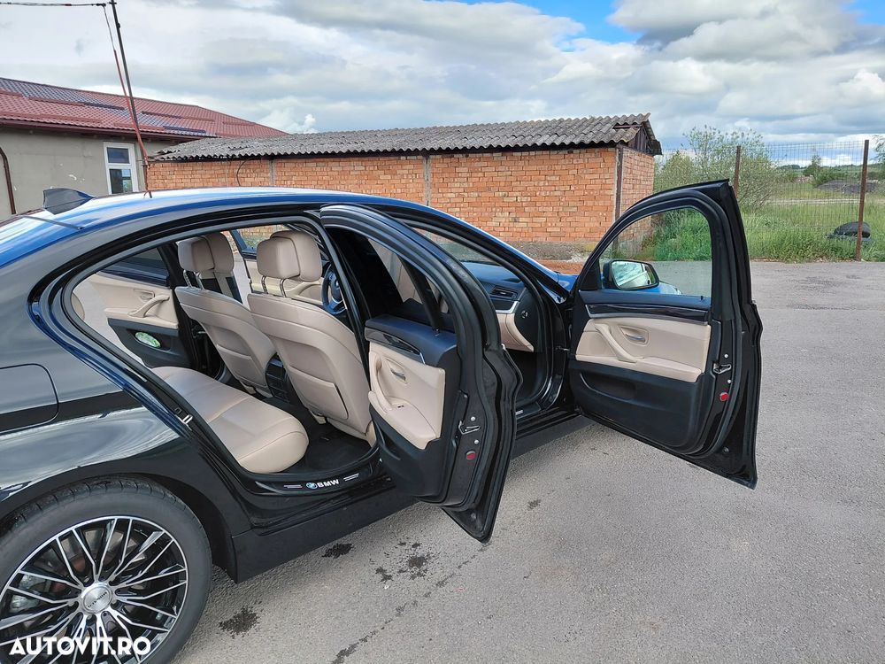 BMW Seria 5 530d xDrive Aut. - 2