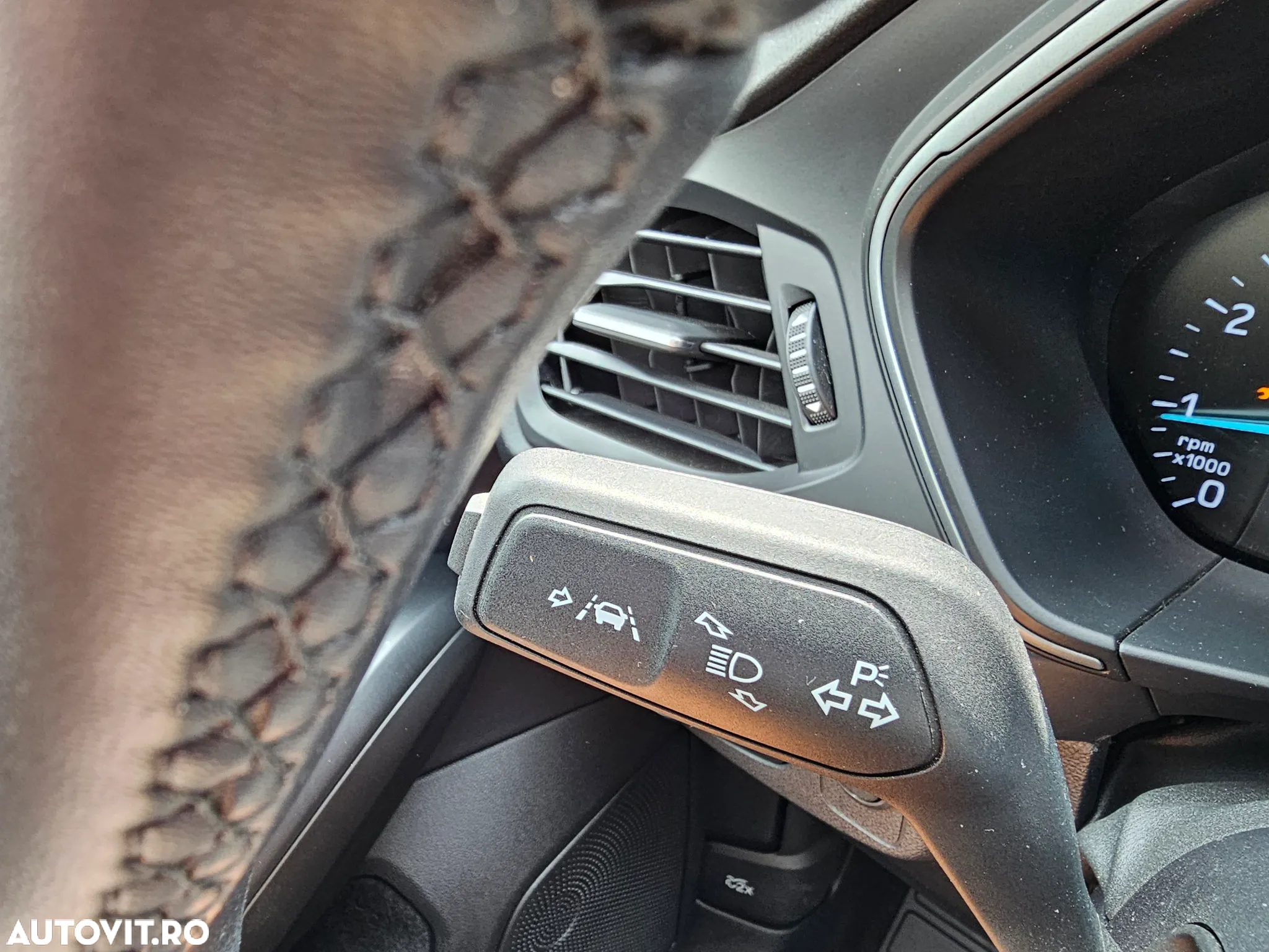 Ford Focus 1.0 EcoBoost Hybrid ACTIVE - 21