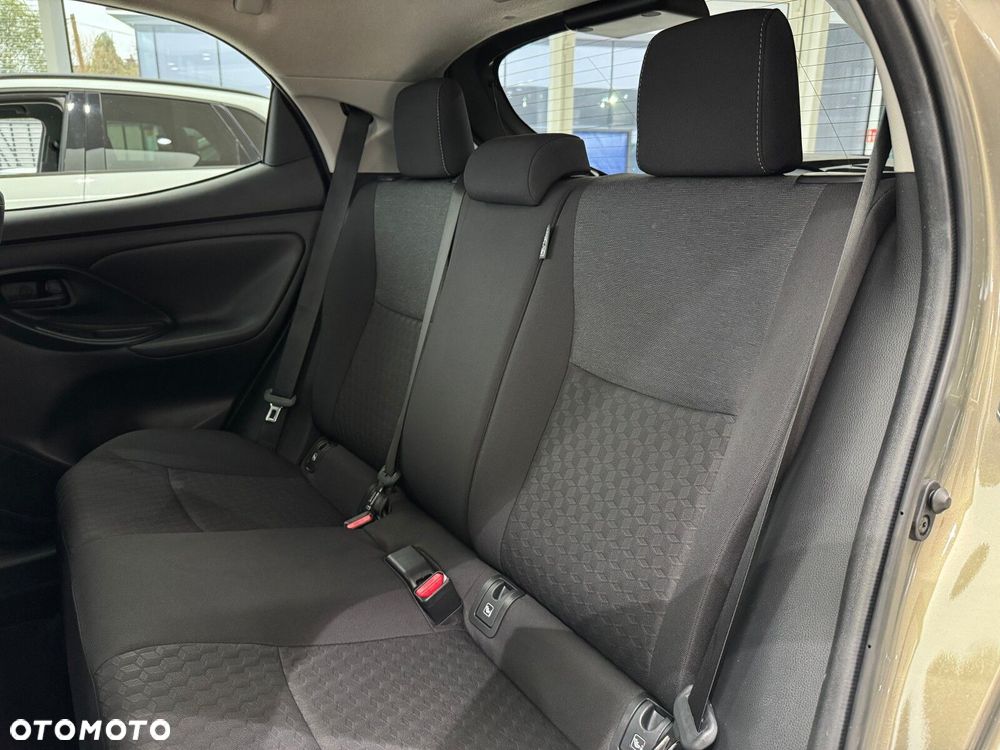Toyota Yaris 1.5 Comfort - 13