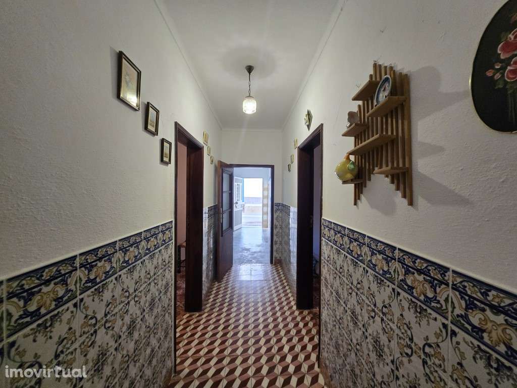 Duas Moradias com Quintal, perto da Praia Fluvial Azenhas d'El Rei - Grande imagem: 2/20