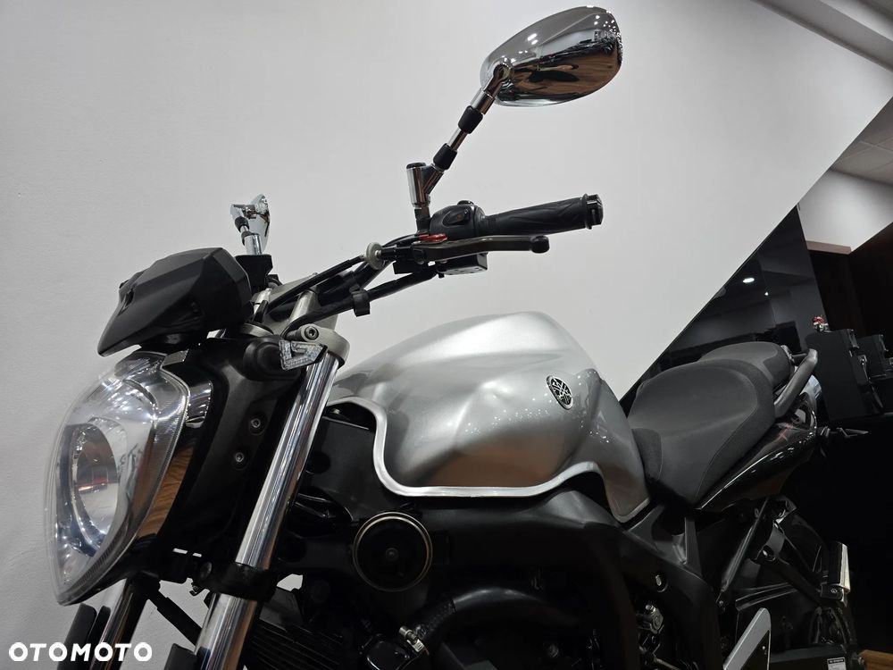 Yamaha FZ6 - 19