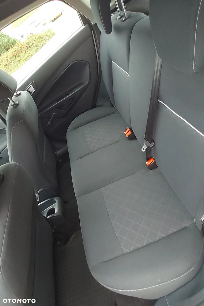 Ford Fiesta - 14