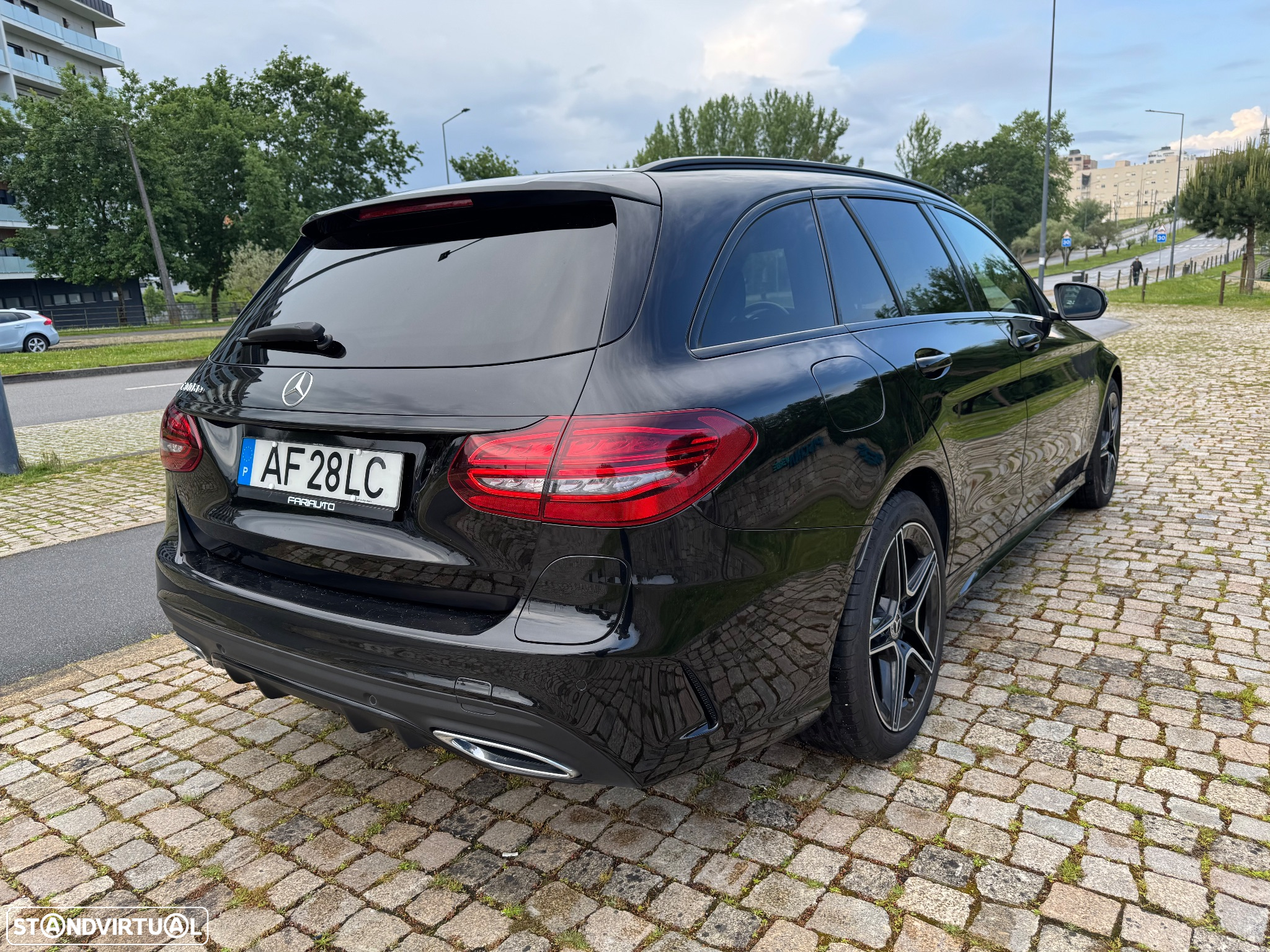 Mercedes-Benz C 300 de AMG Line - 29