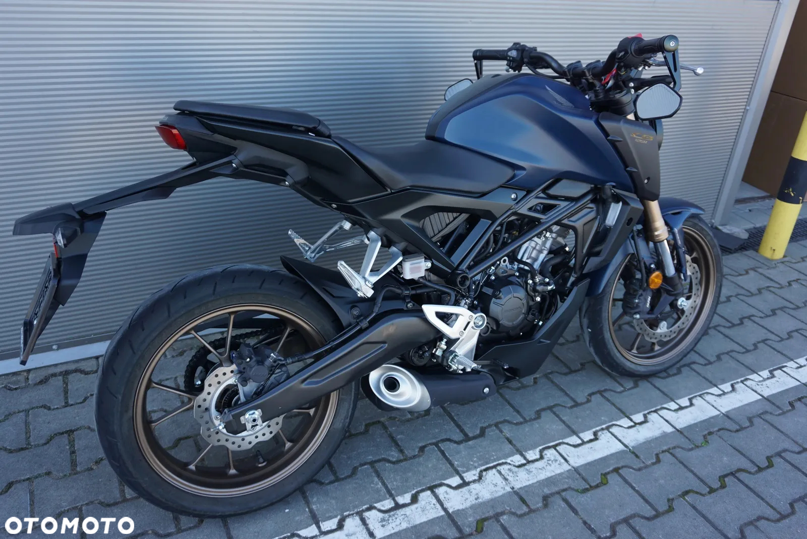 Honda CB - 3