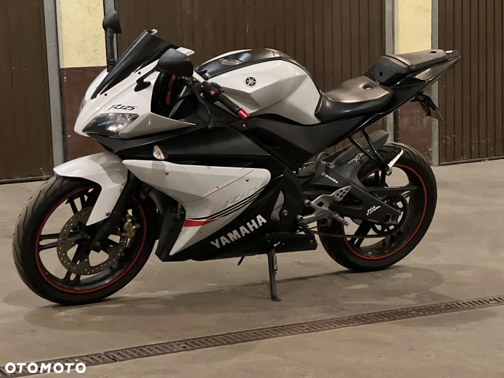 Yamaha YZF - 6