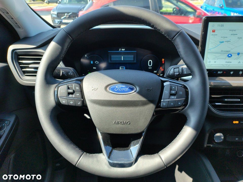 Ford Kuga - 11