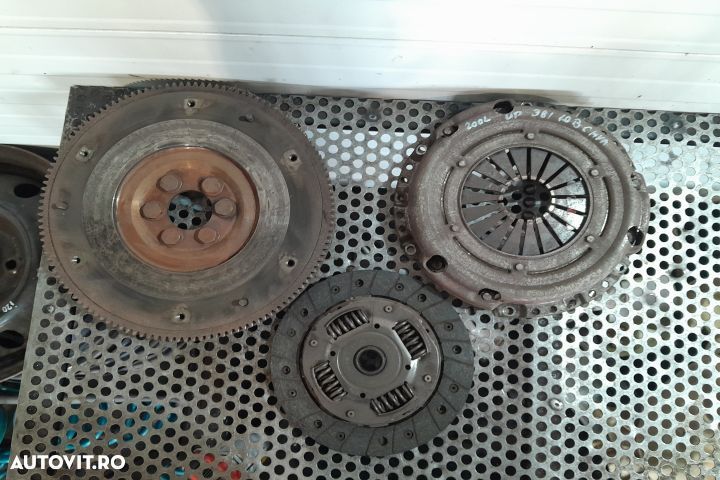 Kit ambreiaj 1878009058 Volkswagen VW Up 1 [2011 - 2020] Hatchback 5- - 1