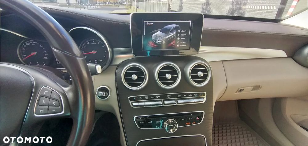 Mercedes-Benz Klasa C 200 4-Matic 7G-TRONIC - 5