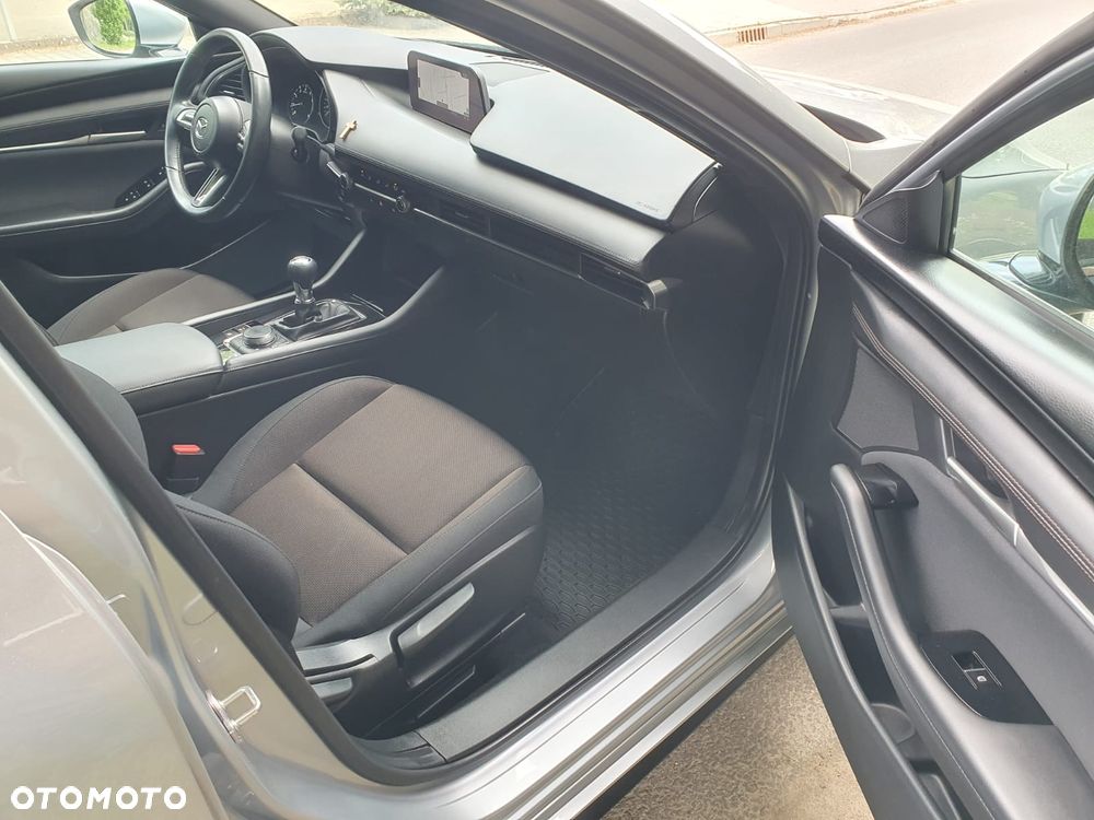 Mazda 3 SKYACTIV-G 2.0 M-Hybrid - 18