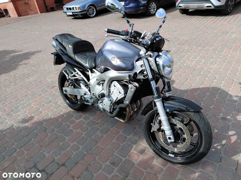Yamaha FZ6 - 7