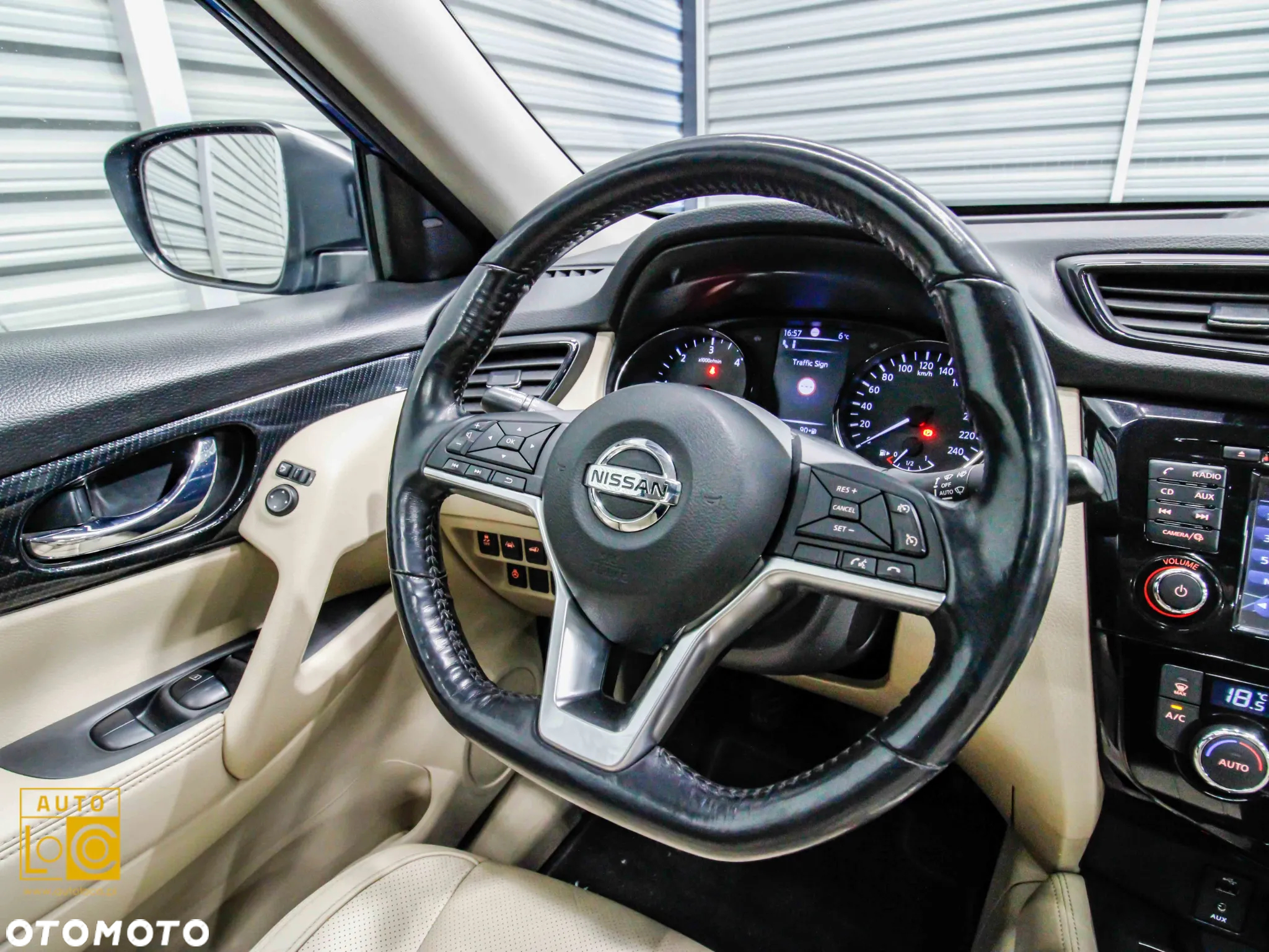 Nissan X-Trail 1.7 dCi Tekna 4WD - 24