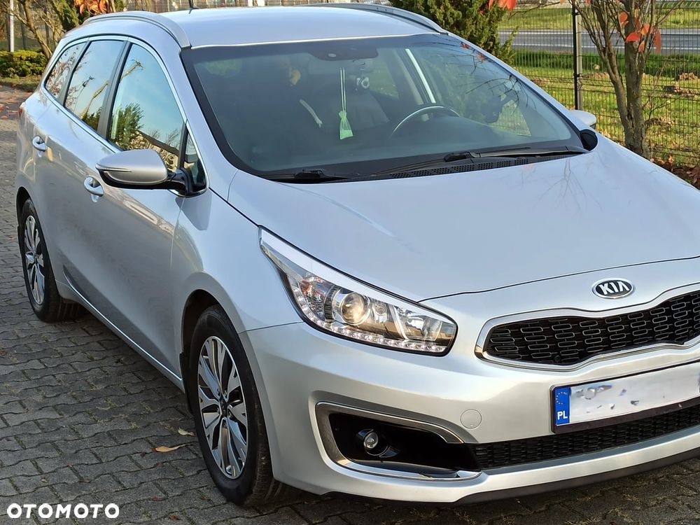 Kia Ceed 1.6 GDI L Business Line - 15