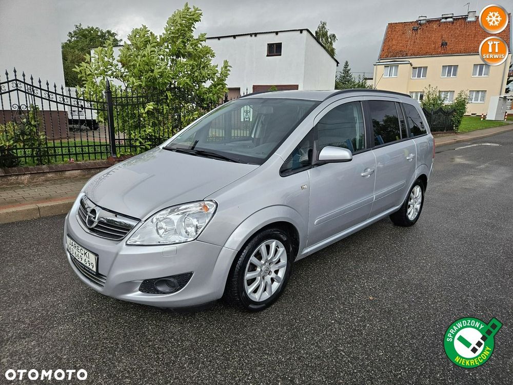 Opel Zafira - 1