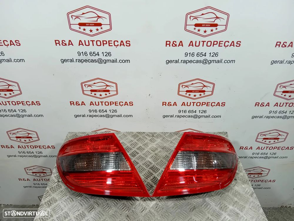 Farolins Trás Traseiro Esquerdo Direito Mercedes Class C W204 Fase 1 Sedan Originais - 3