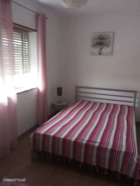 Apartamento T1 de Setembro a Junho - Grande imagem: 3/5