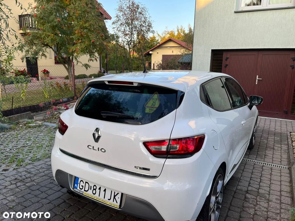 Renault Clio - 19