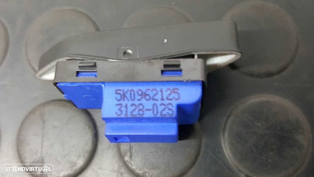 CONTROLE DE BLOQUEIO DE PORTA VOLKSWAGEN GOLF VI (5K1) ADVANCE - 6