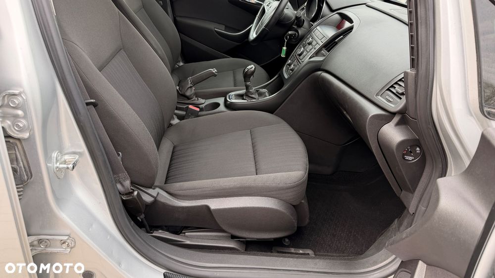 Opel Astra 1.4 T Cosmo - 18