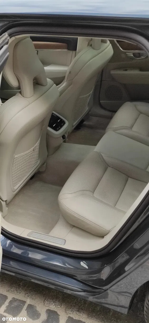 Volvo V90 - 33