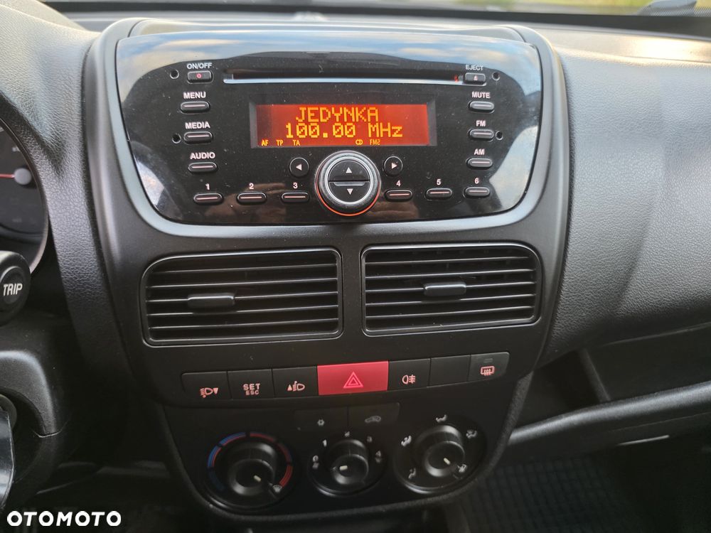 Opel Combo - 23