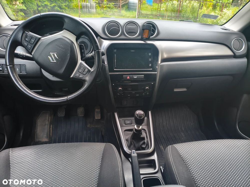 Suzuki Vitara 1.4 Boosterjet Premium 2WD - 7