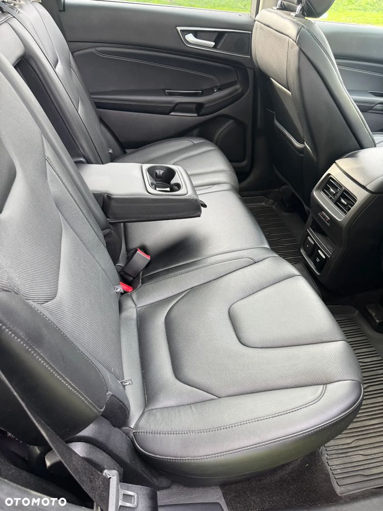 Ford Edge - 12