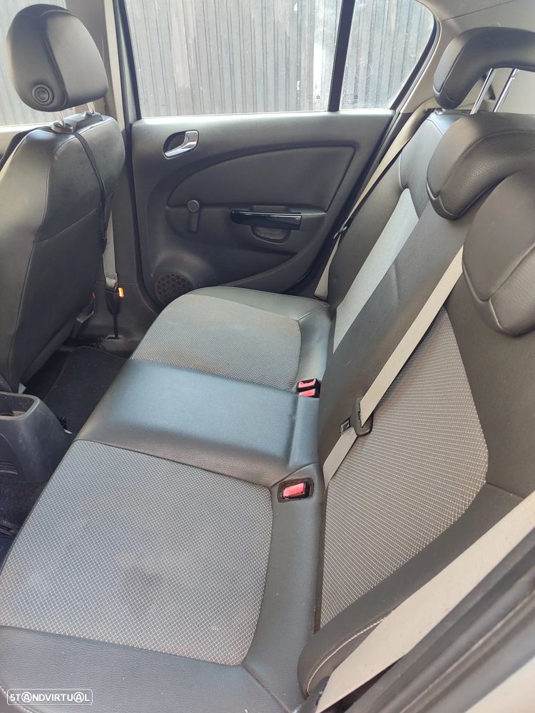 Opel Corsa 1.2 Enjoy - 6