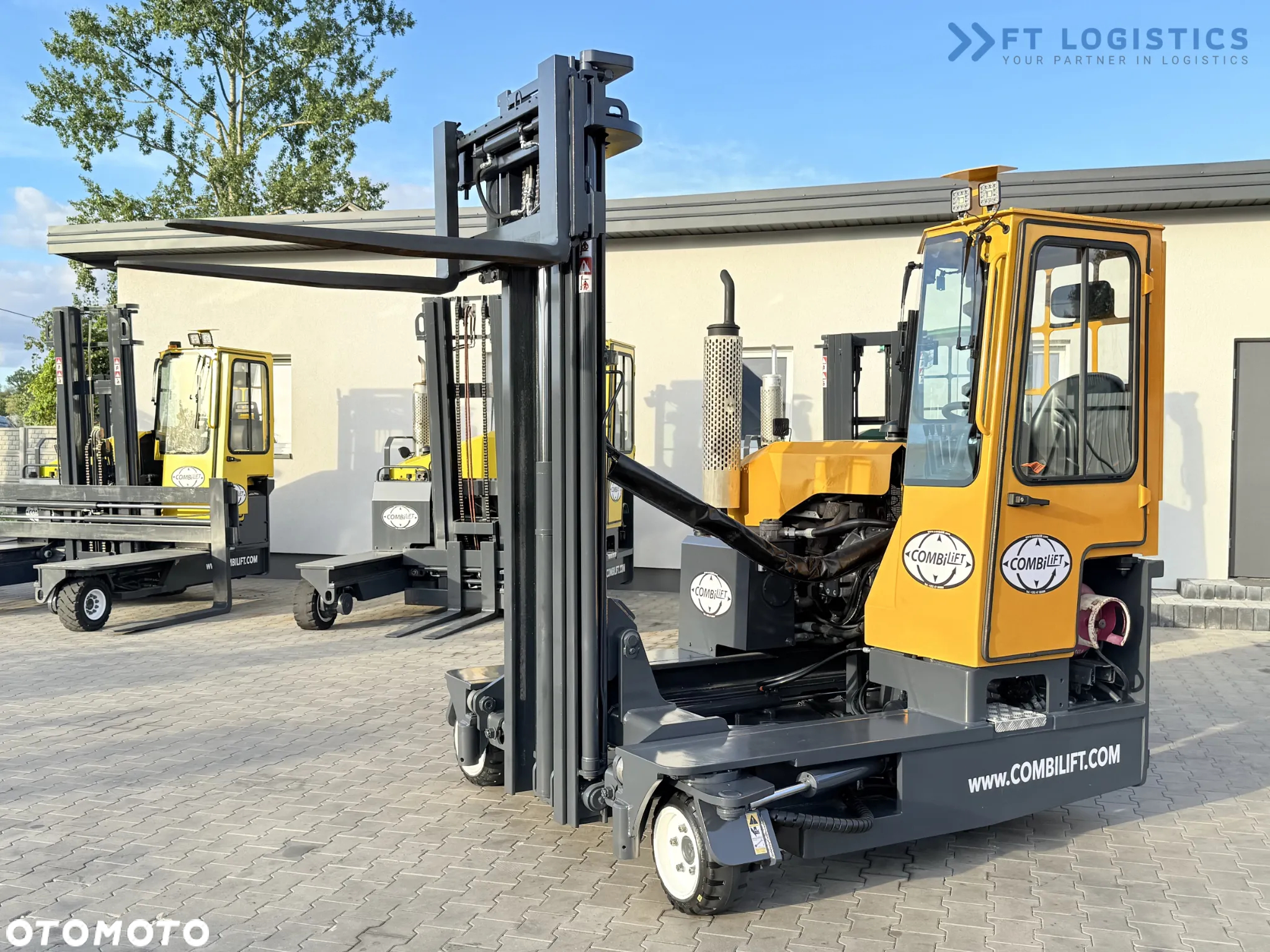 Combilift WÓZEK CZTEROKIERUNKOWY - WIELOKIERUNKOWY C3000 / GAZ/ DUPLEX 4500MM /JEDYNE 3096 MOTOGODZIN /  PRZESUW WIDEŁ / PEŁNA KABINA / STAN IDEALNY / Szeroka oferta wózków czterokierunkowych i bocznych, dopasowanych do różnorodnych potrzeb i zastosowań - 21
