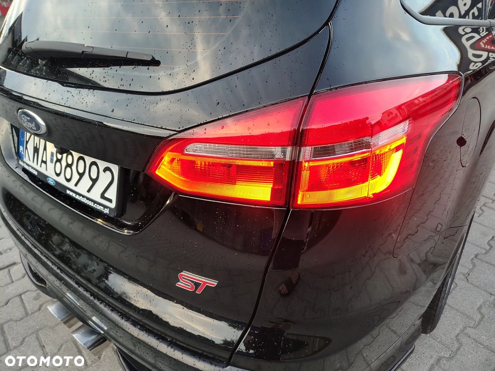 Ford Focus ST - 29