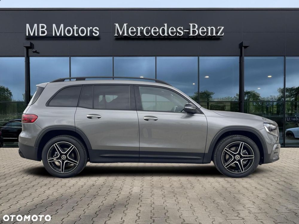 Mercedes-Benz GLB - 3