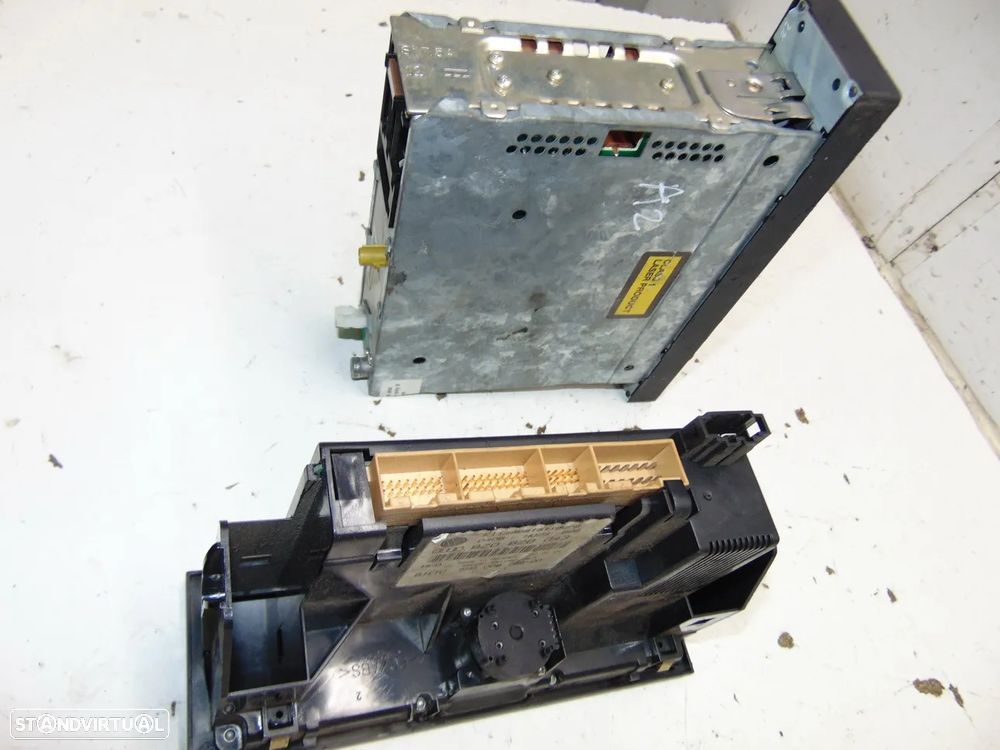 Audi A2 rádio/comando ar condicionado - 7