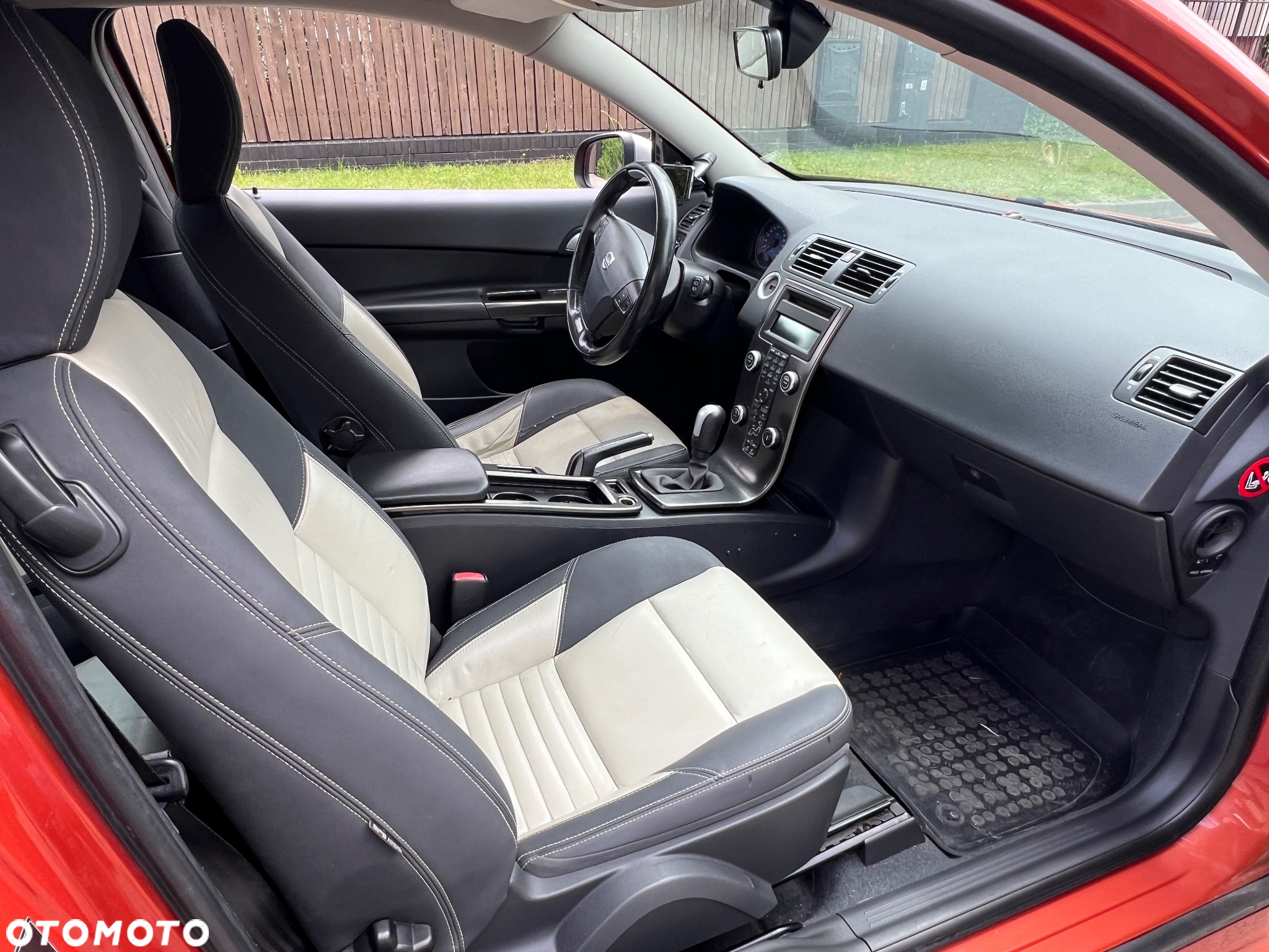 Volvo C30 D3 R-Design - 14