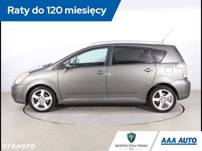 Toyota Corolla Verso - 3