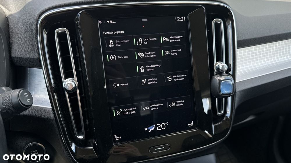 Volvo XC 40 - 30