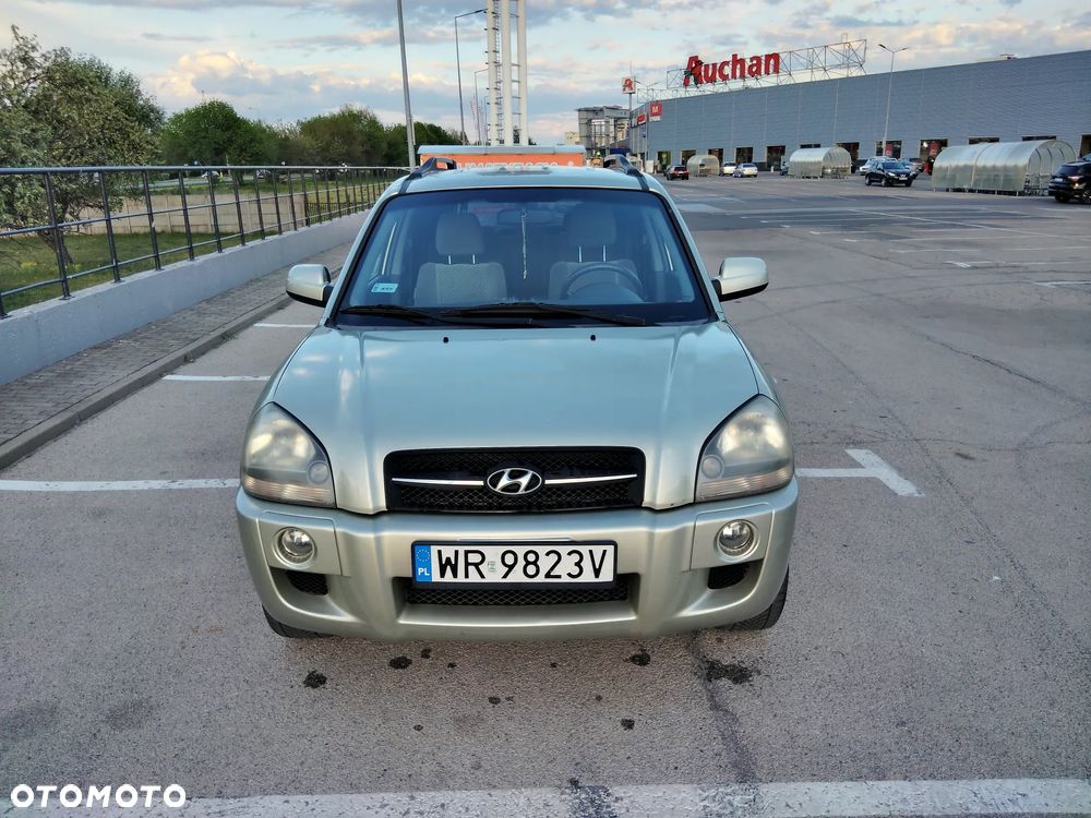 Hyundai Tucson 2.0 2WD GLS - 4