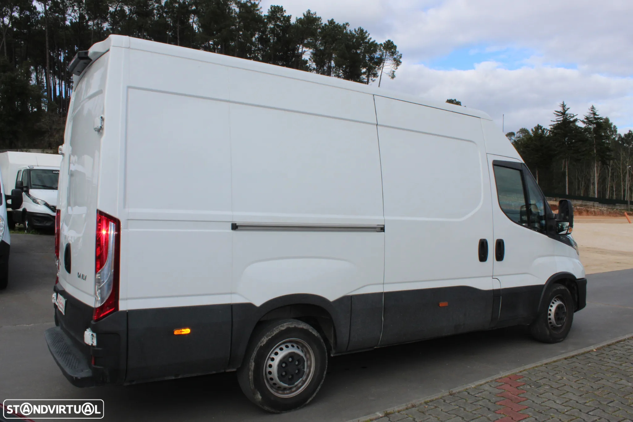 Iveco Daily 35-140 // 12M3 - 4