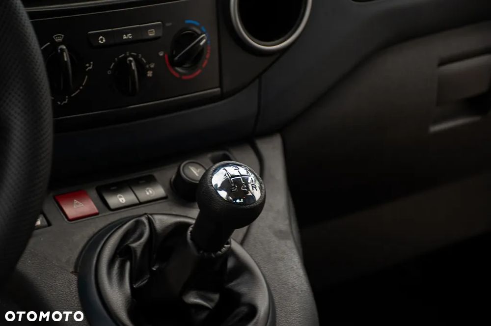 Peugeot Partner Tepee HDi FAP 90 Premium - 28