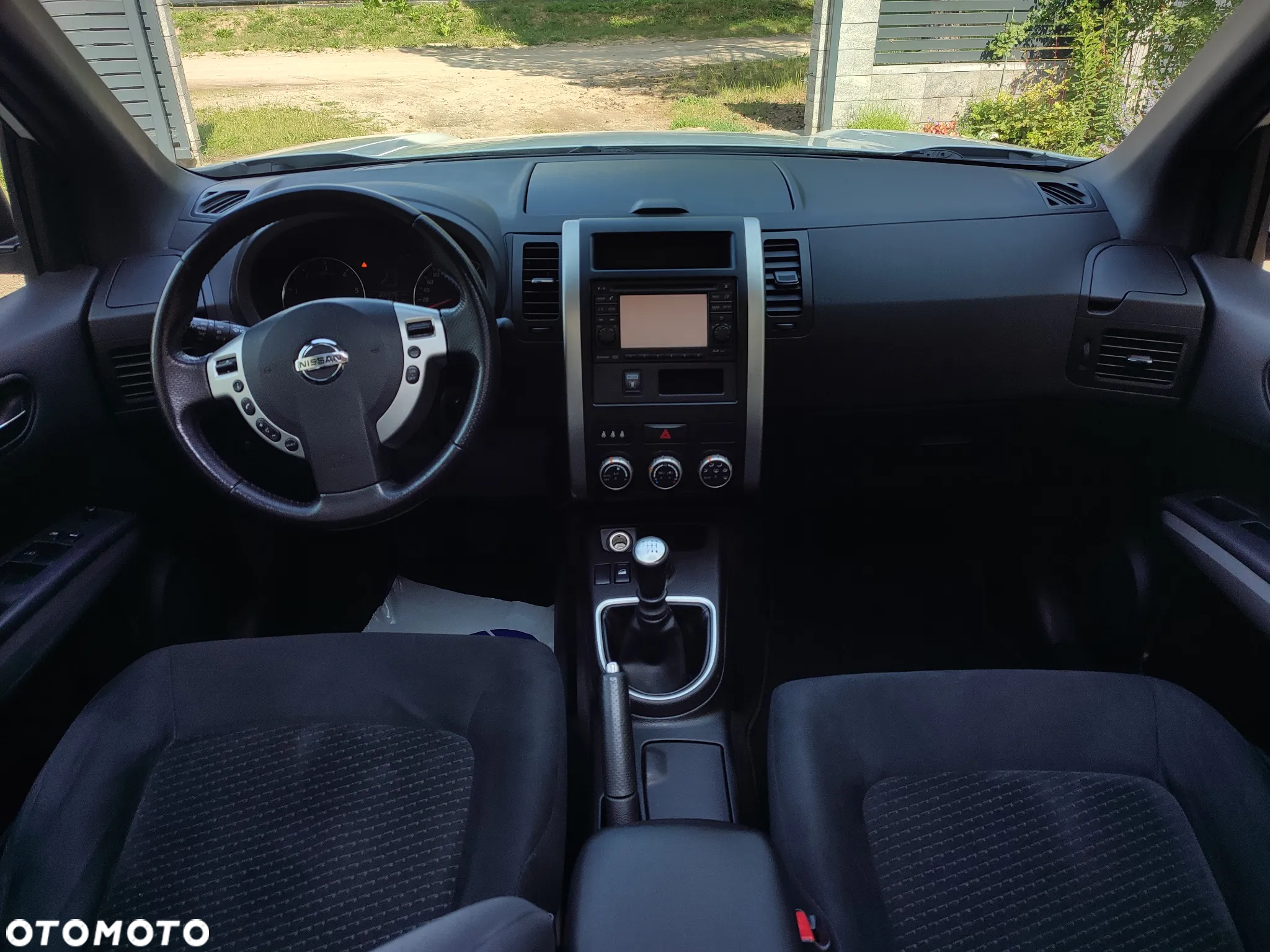 Nissan X-Trail 2.0 dCi 4x4 DPF Platinum - 30