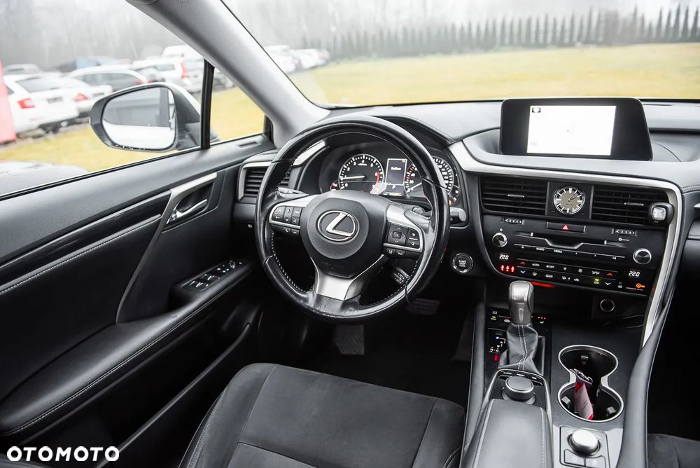 Lexus RX 200t - 27