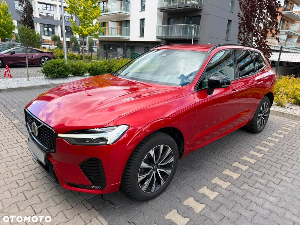Volvo XC 60 B4 B Plus Dark - 2