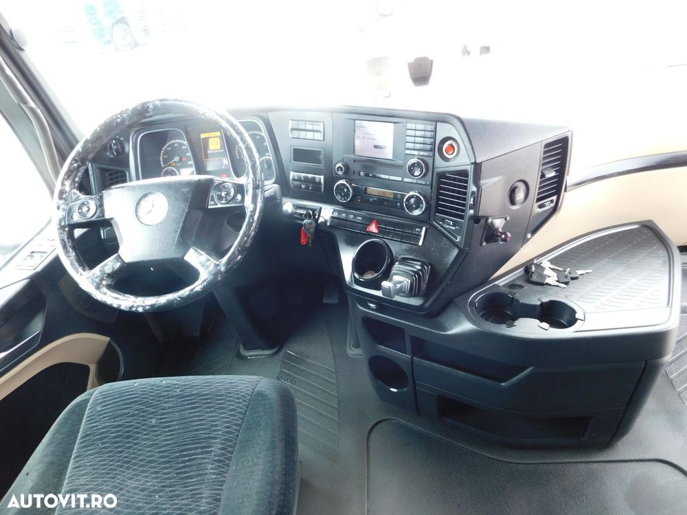 Mercedes-Benz Actros - 6