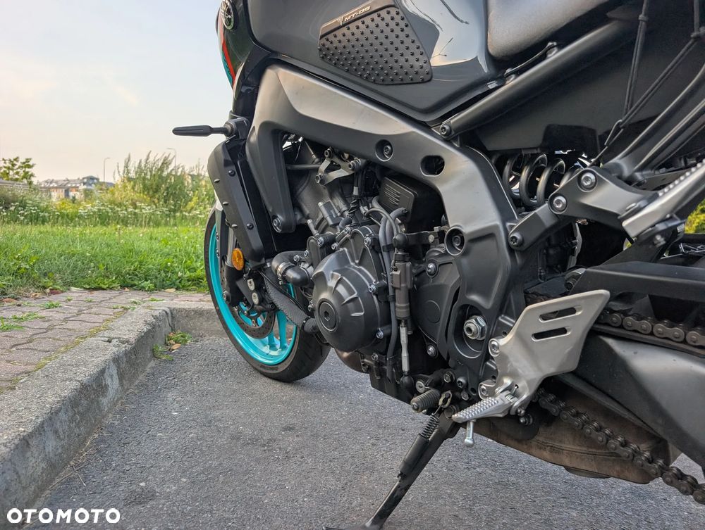 Yamaha MT - 6