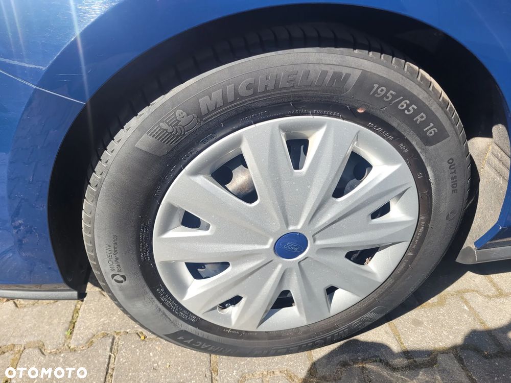 Ford Focus 1.0 EcoBoost Titanium - 13