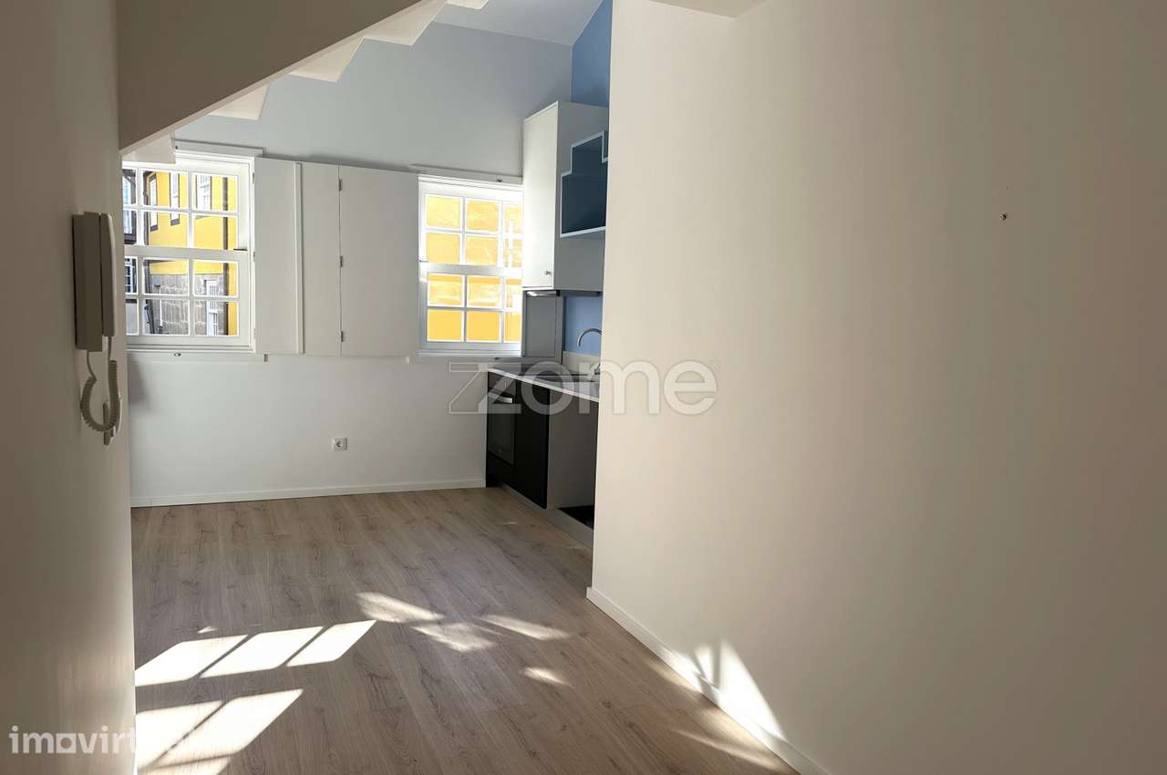 Apartamento T0 Duplex para arrendamento - Grande imagem: 4/16